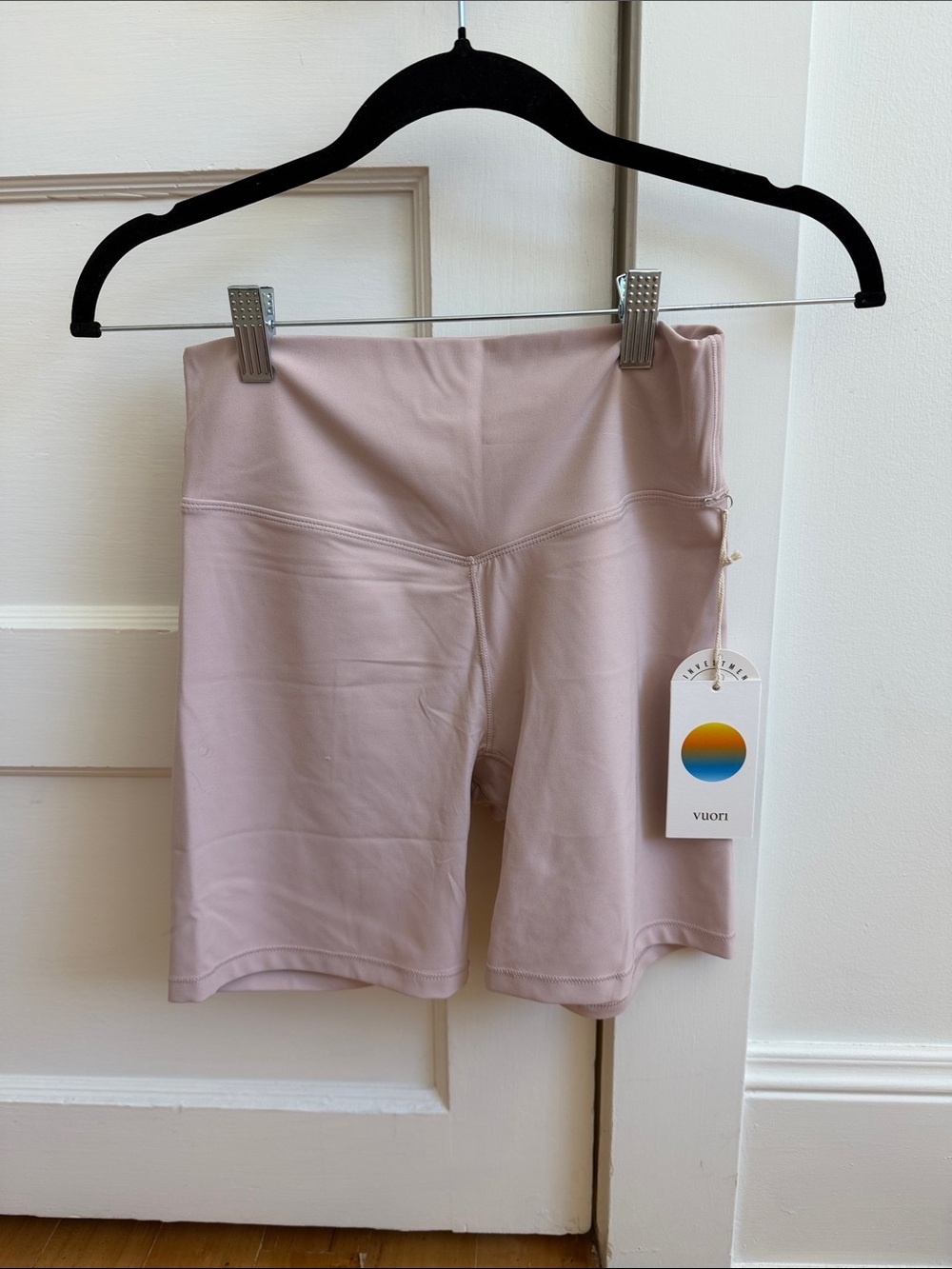Vuori High-Rise Bike Shorts — Light Dusty Rose